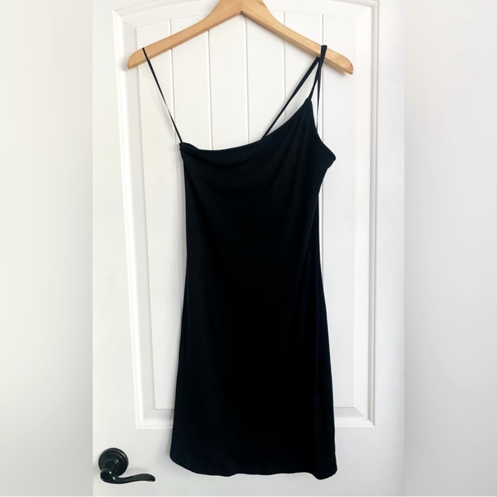 🖤❤️Amazon Black Mini Dress